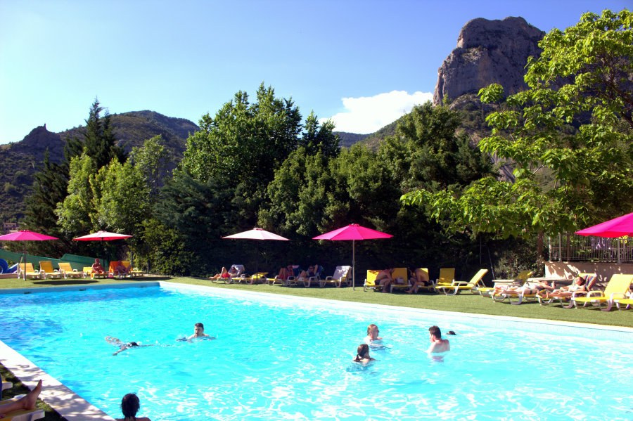 piscine-camping-orpierre-hautes-alpes