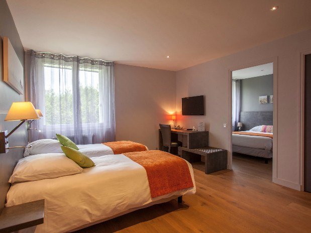 cozy-hotel-cosy-d-affaires-Morlaix-chambre-PMR-famille
