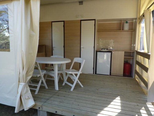 CAMPING L OLIVIER - SOMMIERES - NIMES – BUNGALOW TOILE TITHOME NIMES