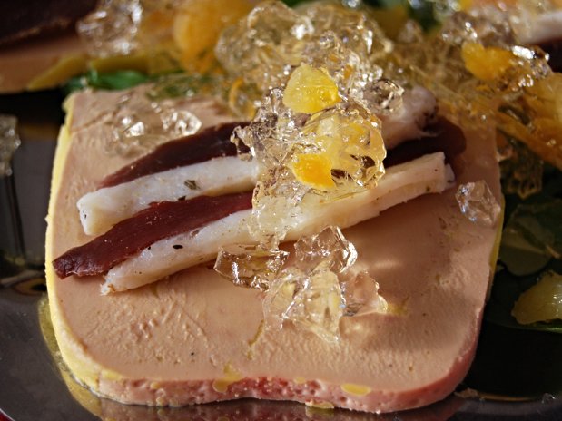 Foie gras de canard mi-cuit et sa gelée de Monbazillac.