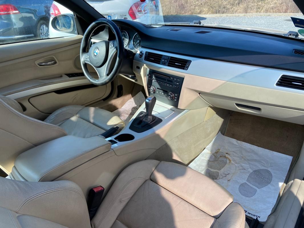 BMW Série 3 CAB E93 330d Confort A