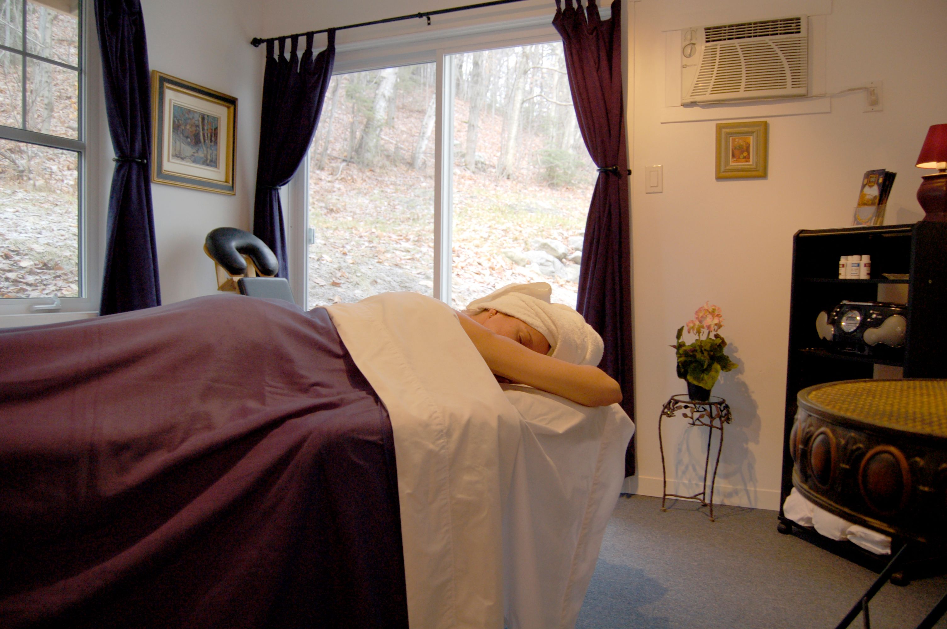 spa-laurentides-détente-lit-massage
