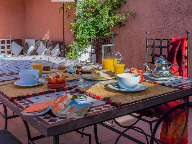 petit déjeuner 2 riad chamali médina marrakech Maroc