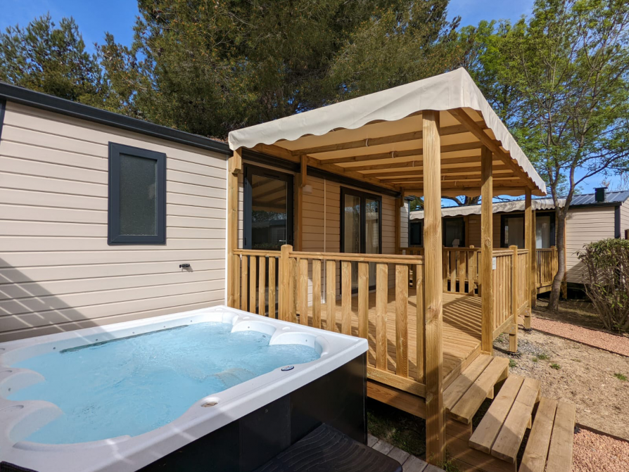 espace premium + camping familial meze plage piscine