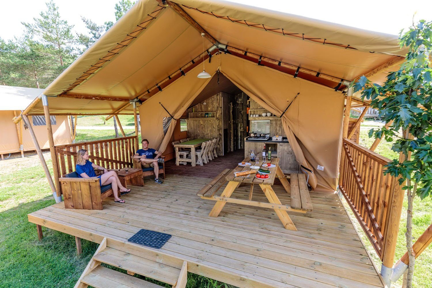 Lodge-Luxe Groupe Camping famille piscine lac thoux gers 