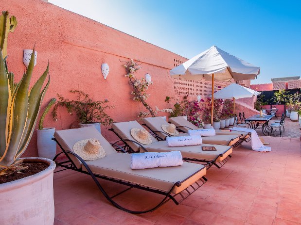 bain de soleil terrasse riad chamali médina marrakech