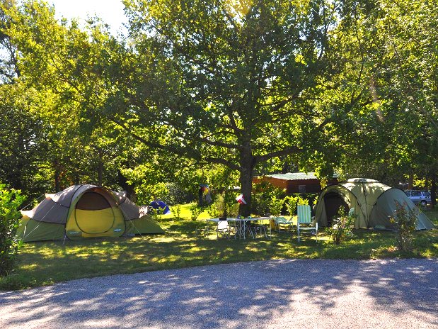 camping-montréjeau-midi pyrénées-camping familial-piscine-St bertrand de comminges-montagne-haute garonne