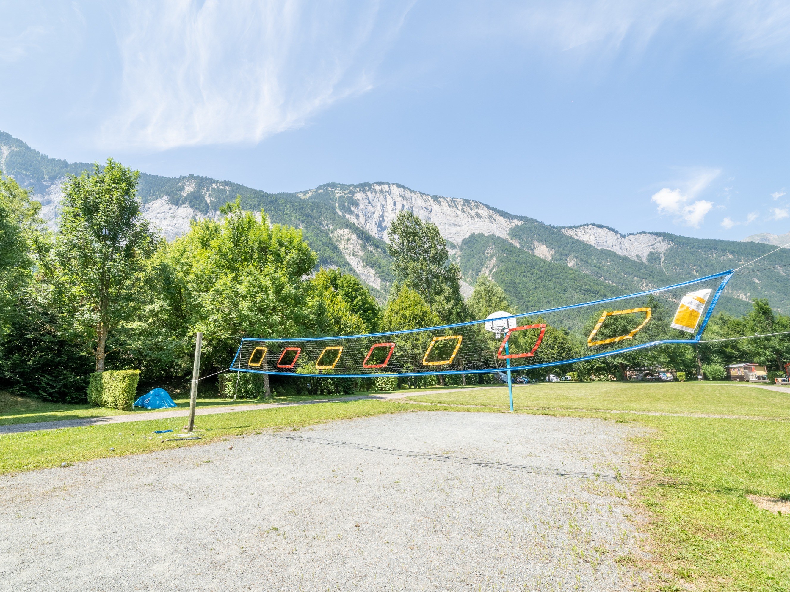 home ball - camping familial montagne Alpe d'Huez bourg d'oisans