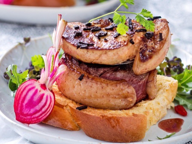 tournedos-de-canard-au-foie-gras.