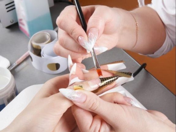 beauty-bar-one-rennes-beaute-des-ongles-extension