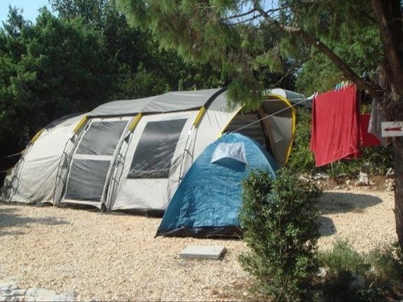 camping-gard-emplacement-tente
