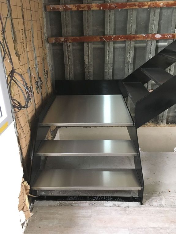 fabricant-escalier-metal-bois-design