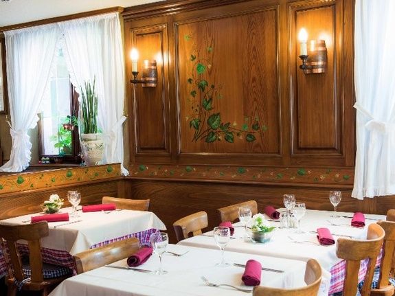 hotel-restaurant-spa-etoile-alsace-table