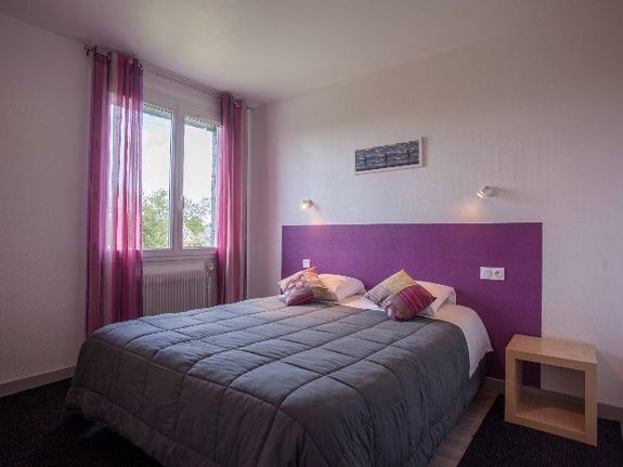 cozy-hotel-cosy-d-affaires-Morlaix-chambre-standard-lit-double