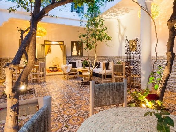 le patio aux orangers  riad chamali médina marrakech maroc