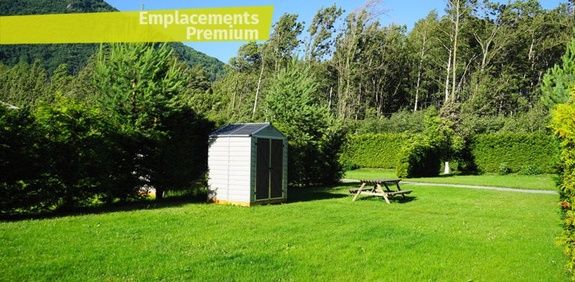 emplacement premium camping Alpes d'Huez piscine montagne Isère