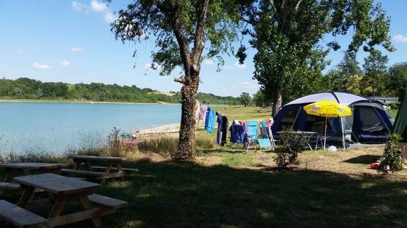 camping-emplacement-sud-ouest-gers-lac