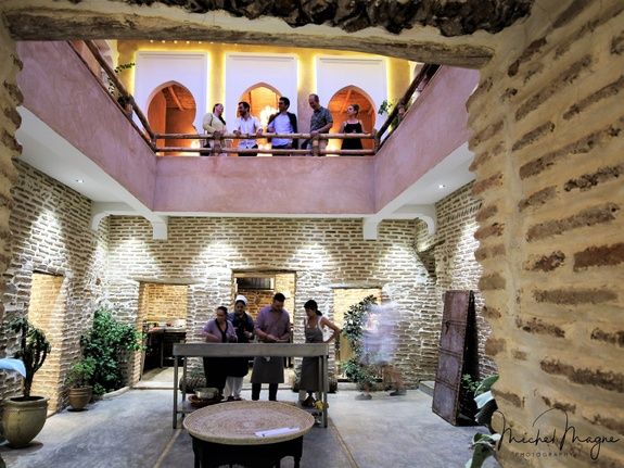 restaurant-marocain-marrakech-salon-cuisine-riad